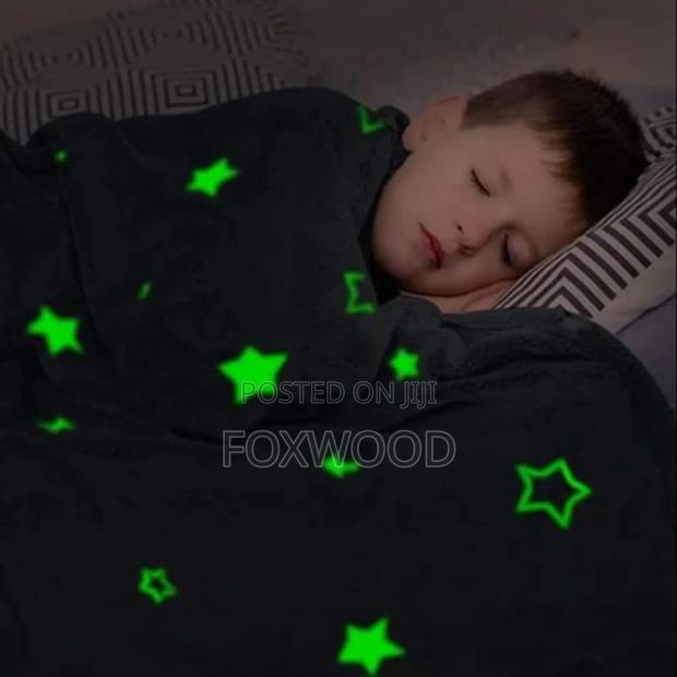 Magic Glow in the Dark Fleece Blanket for Kids - thumbnail 5