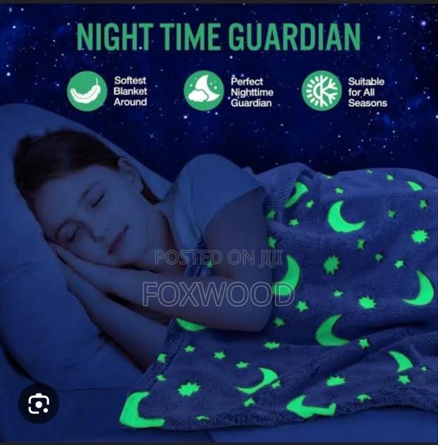 Magic Glow in the Dark Fleece Blanket for Kids - thumbnail 3