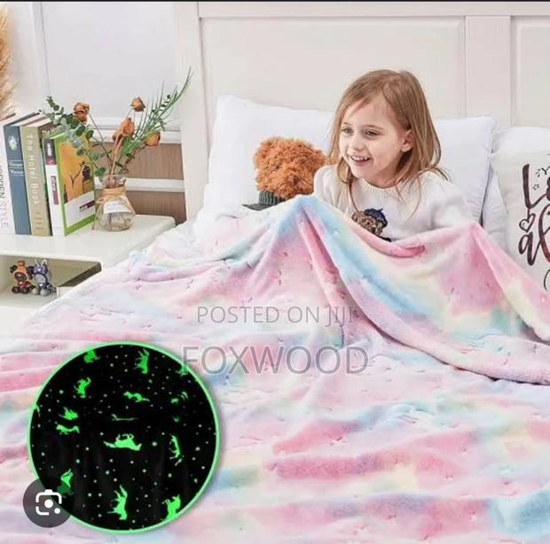 Magic Glow in the Dark Fleece Blanket for Kids - thumbnail 7