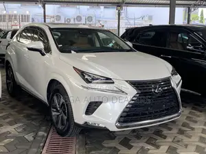 Lexus NX 2018 Off white
