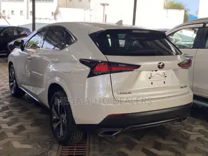 Lexus NX 2018 Off white