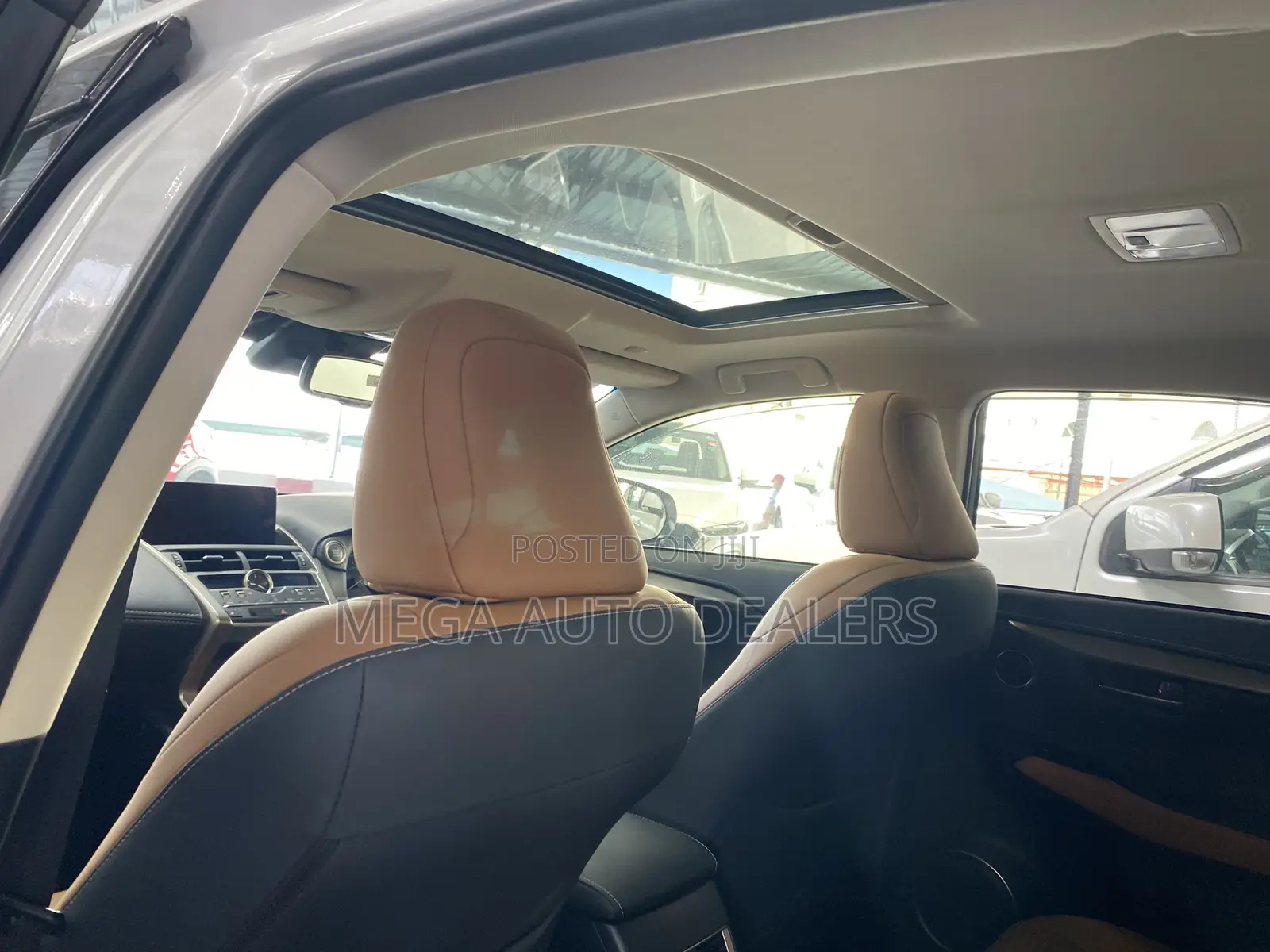 Lexus NX 2018 Off white