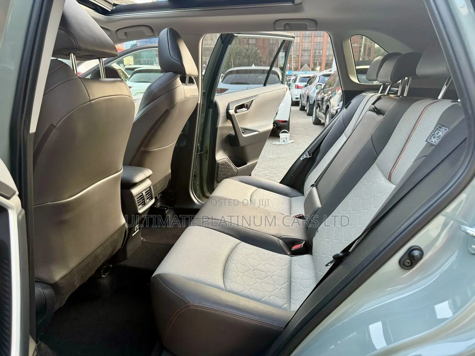 Toyota RAV4 Adventure AWD 2020 Green