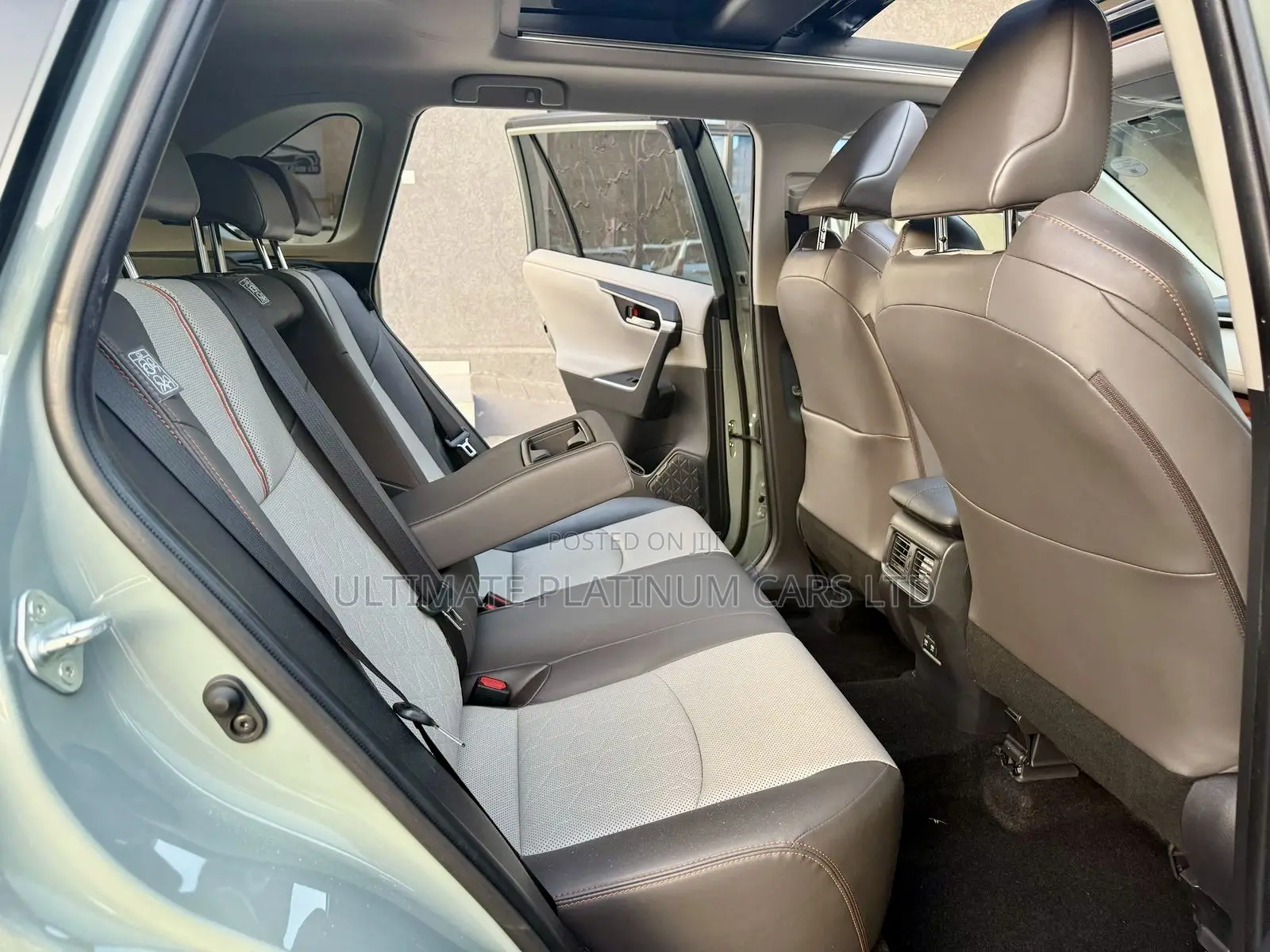 Toyota RAV4 Adventure AWD 2020 Green