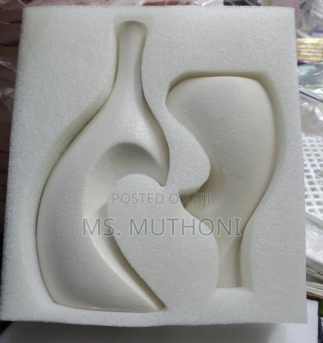 White Large Hollow Heart Vase Resin Now Available *