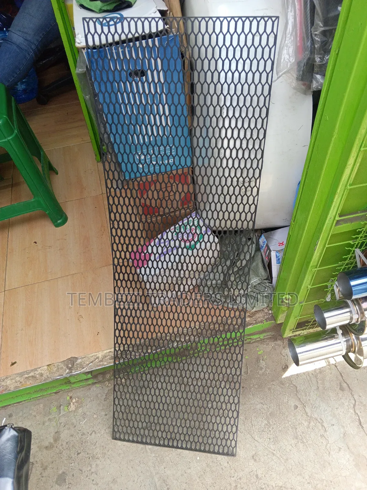 Universal Plastic Grill at an Affordable Best Price