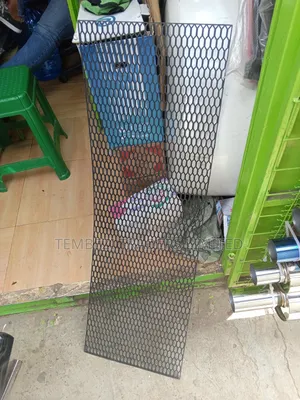 Universal Plastic Grill at an Affordable Best Price