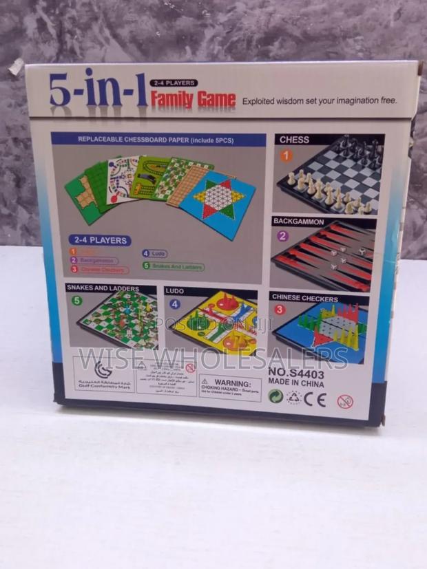 5 In 1 Board Game
 Chess - main view