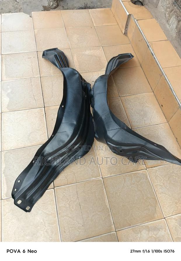 Hilux Revo Stone Guards - thumbnail 5