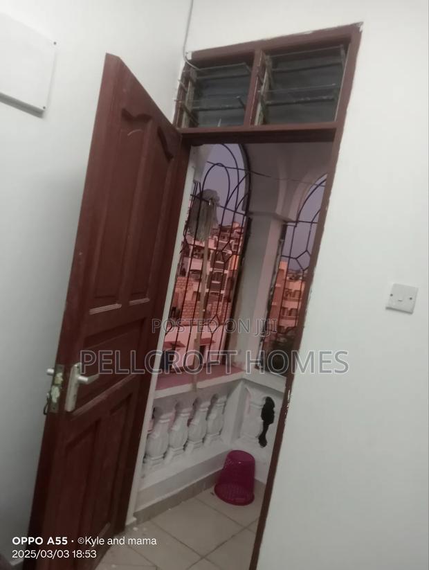 Cosy Studio BNB - thumbnail 8