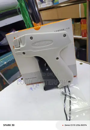 Tagging Pin
