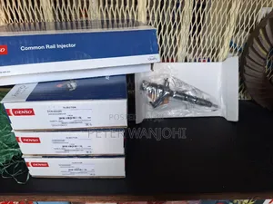 Hilux Vigo and Prado Injector Nozzle 23670-30170,23670-30450