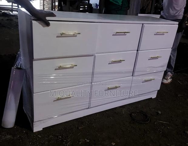 Classy White Chest of Drawers