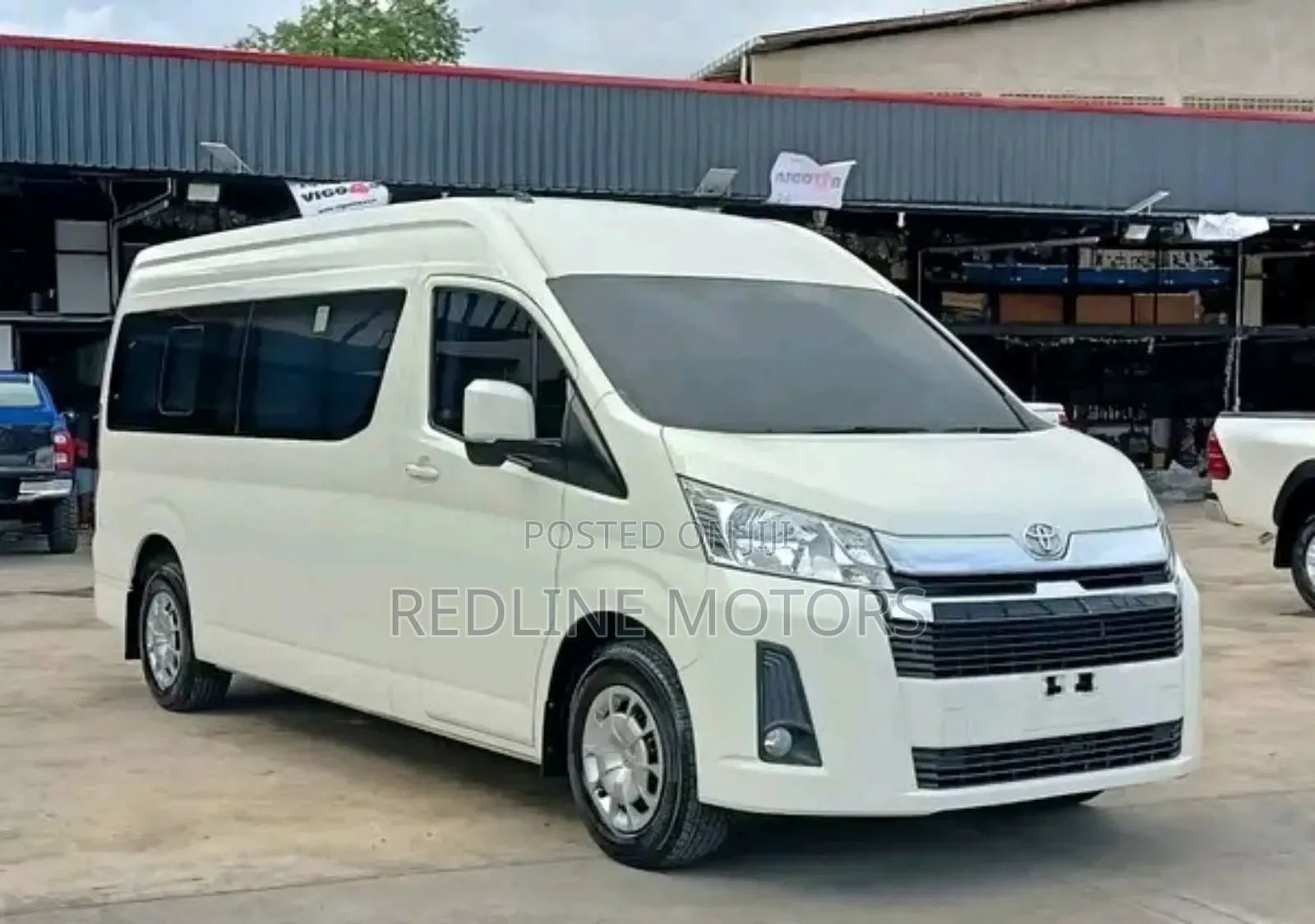 Toyota HiAce 2018 White