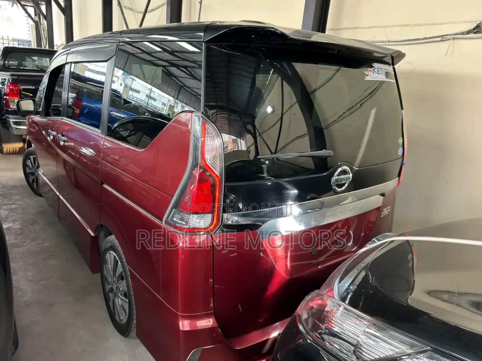 Nissan Serena 2018 Red