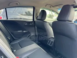 Honda Grace 1.5 Hybrid AWD 2018 Matt Black