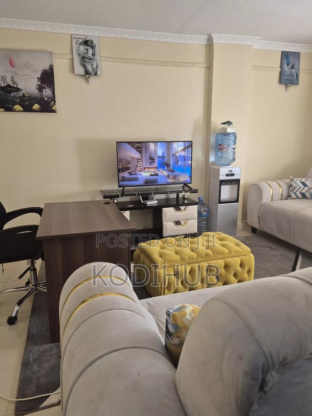 Luxurious 1 Bedroom Airbnb Mirema Roysambu - thumbnail 6