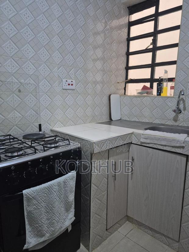 Luxurious 1 Bedroom Airbnb Mirema Roysambu - thumbnail 7