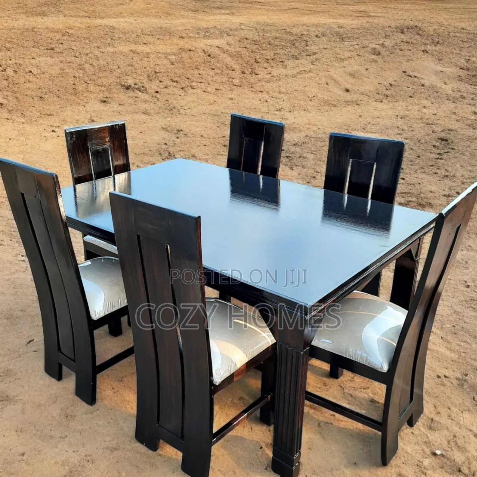 Dining Table, a Convenient 6 Seater Dining Set