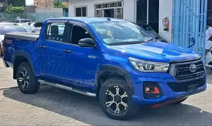 Toyota Hilux 2018 Blue