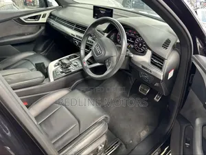 Audi Q7 3.0T Premium AWD quattro 2018 Black
