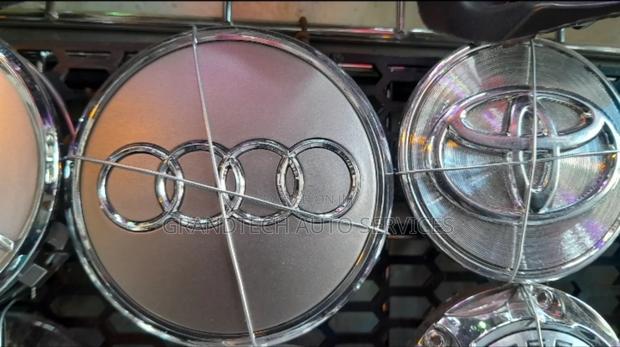 Silver Audi Wheel Caps