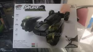 Remote Controlled Stunt Climbing Car - thumbnail 2
