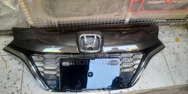 Honda Vezel 2015/2016 Grille