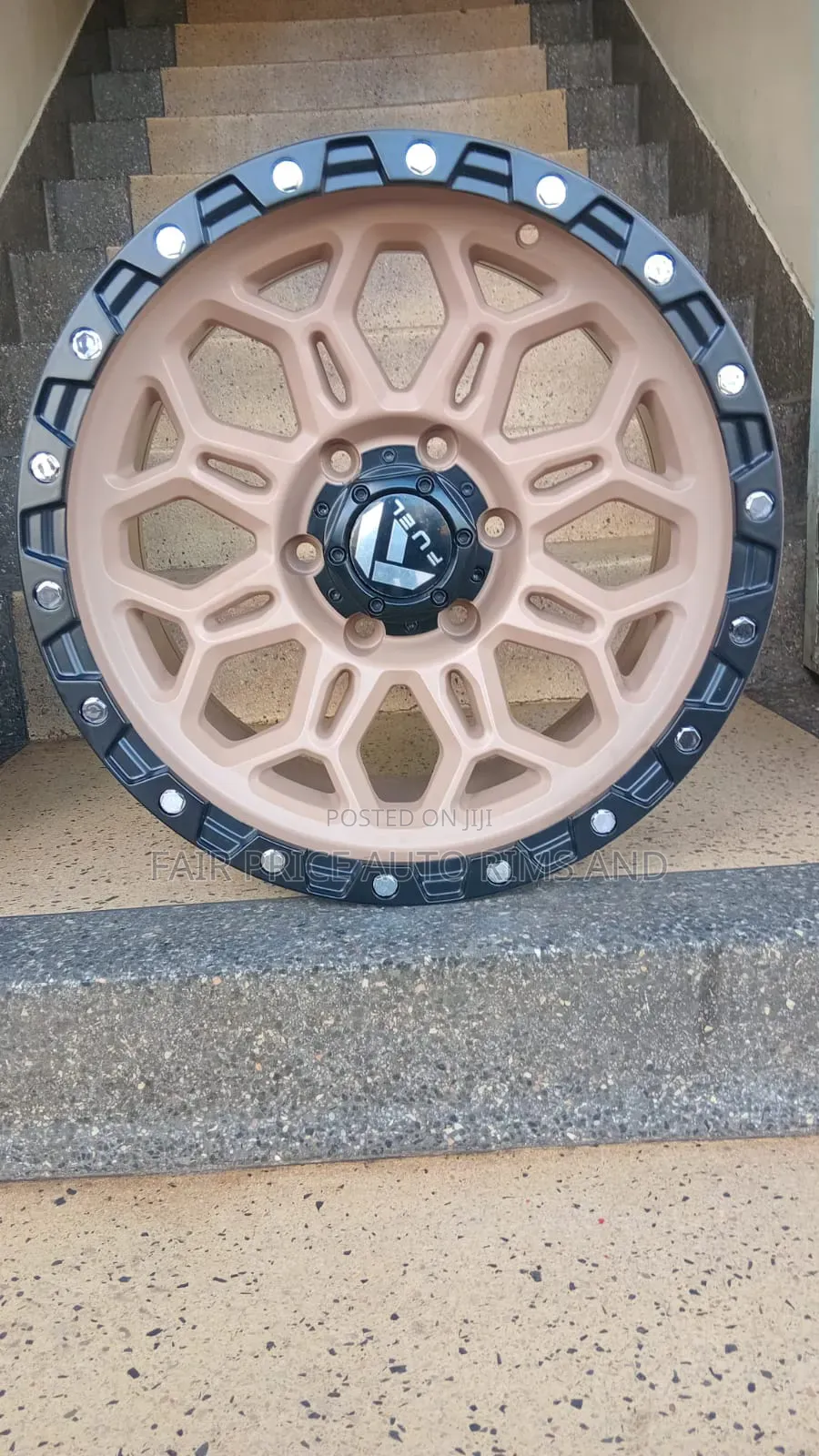 Prado 150/120 Size 17 Offset