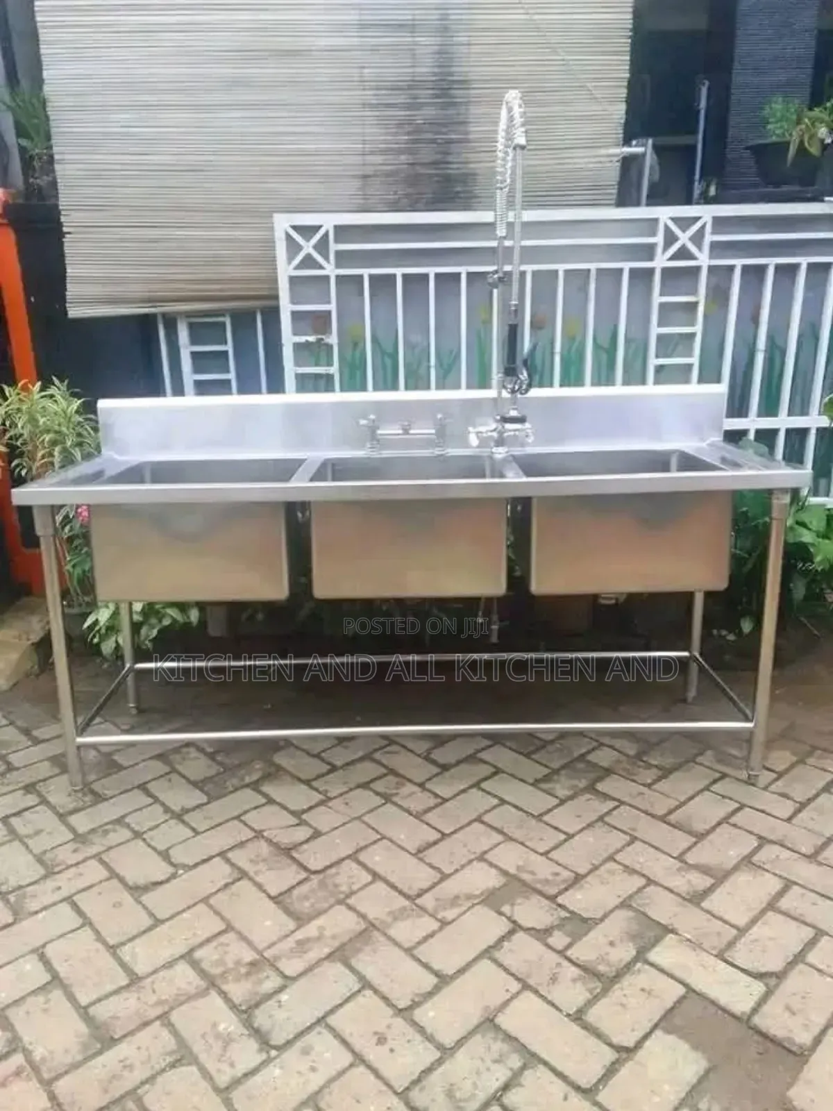 Unique Stainless Steel Triple Bowl Sink