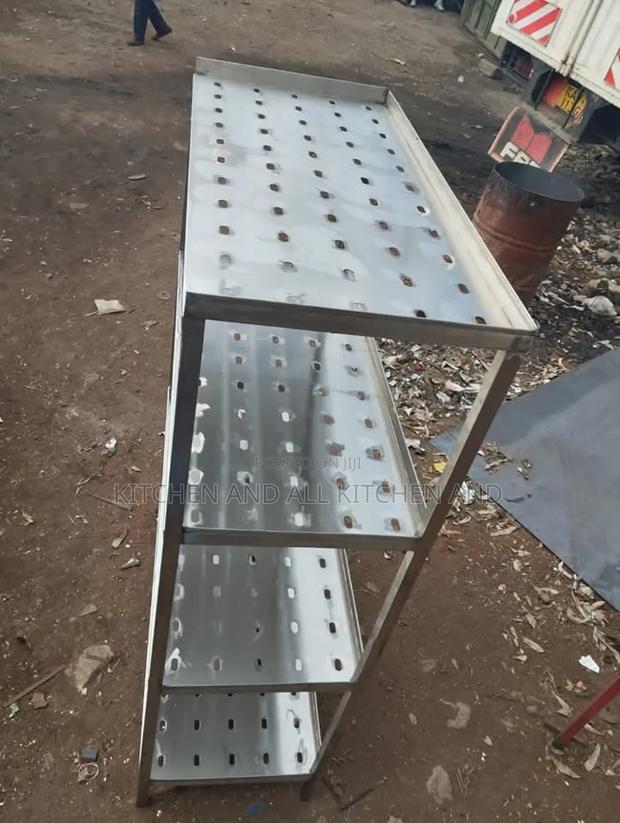 Unique and Strong 4 Tier Cooling Rack Available