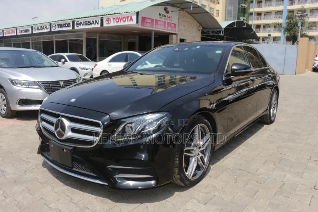 Mercedes-Benz E200 2017 Black