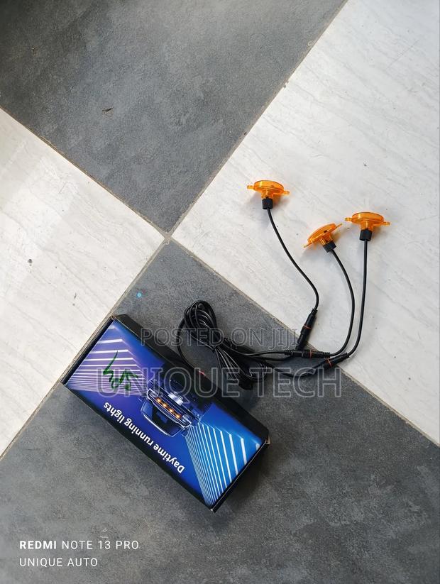 Sleek Durable 3pc Yellow Led Grille Lights - main view