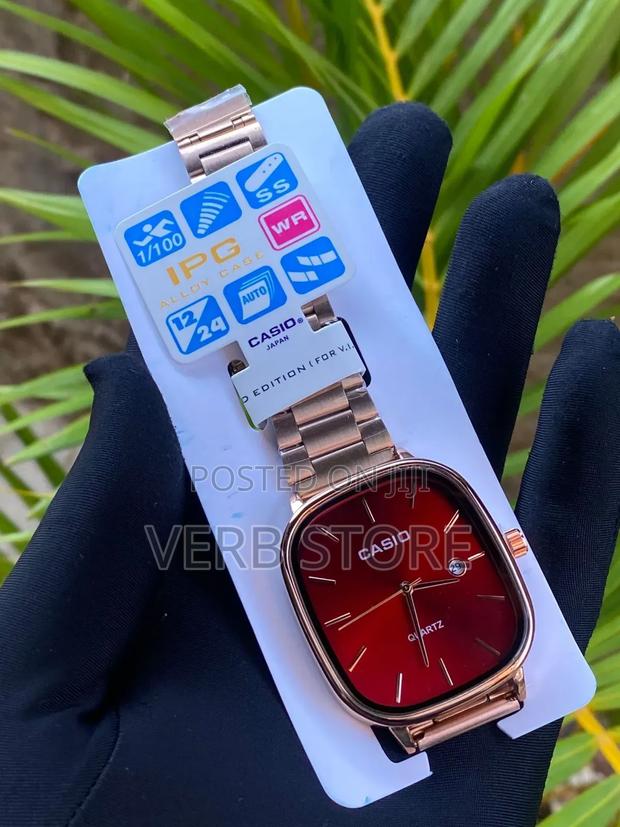 Casio Square Unisex Watch With a Casio Branded Box - thumbnail 5