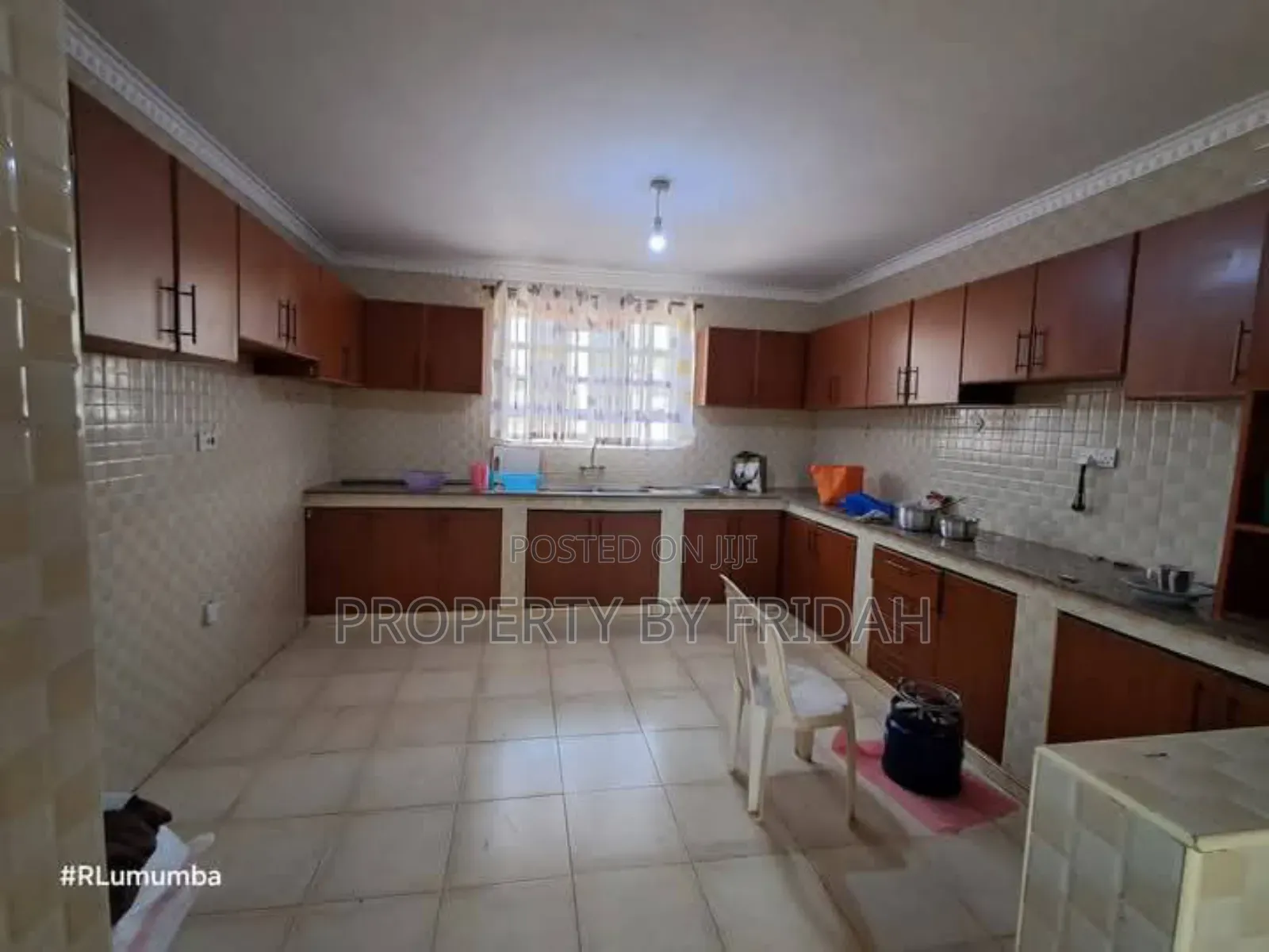 6bdrm Maisonette in Kitengela for rent