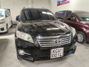 Toyota Vanguard 2012 Black