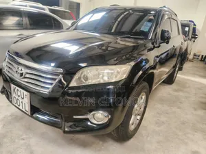 Toyota Vanguard 2012 Black