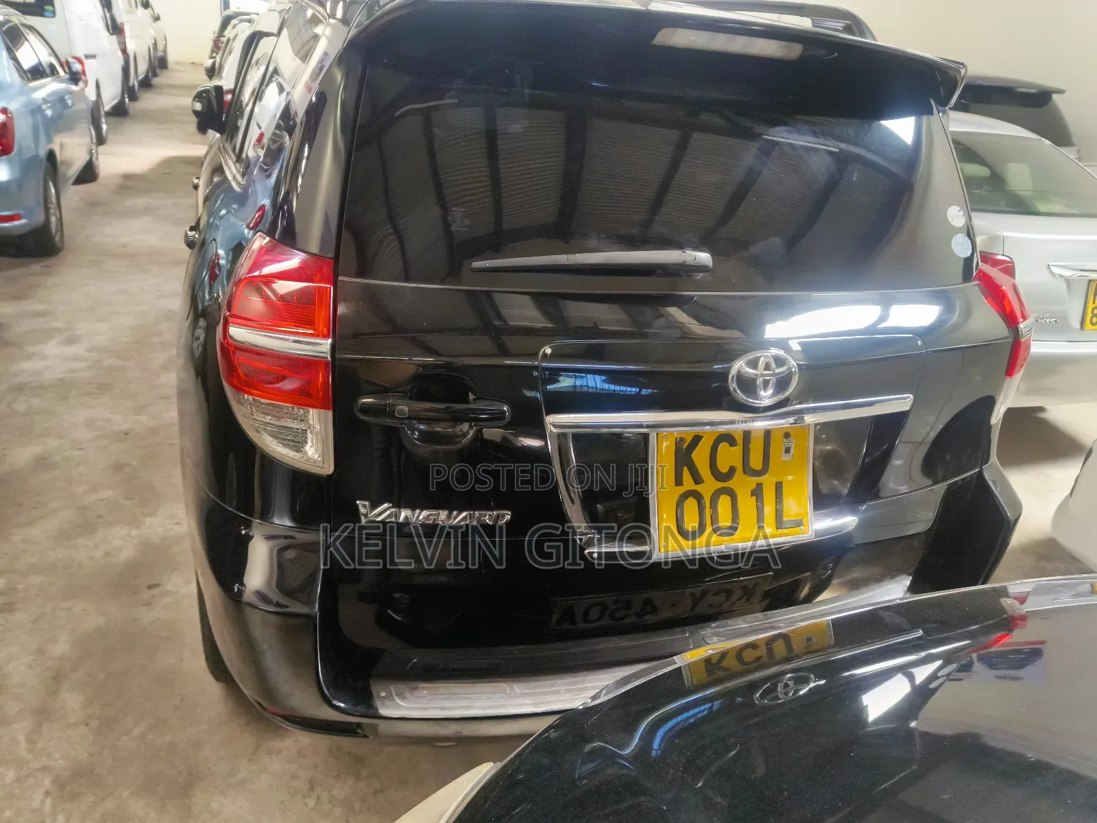 Toyota Vanguard 2012 Black