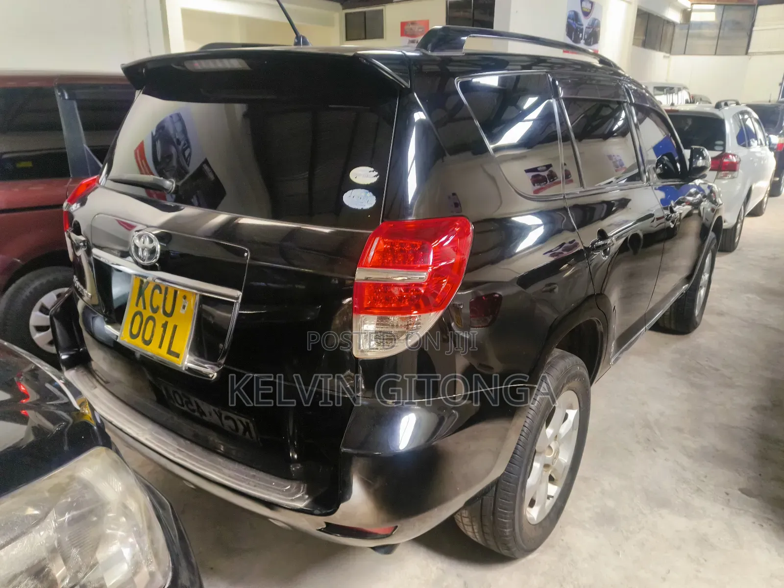 Toyota Vanguard 2012 Black