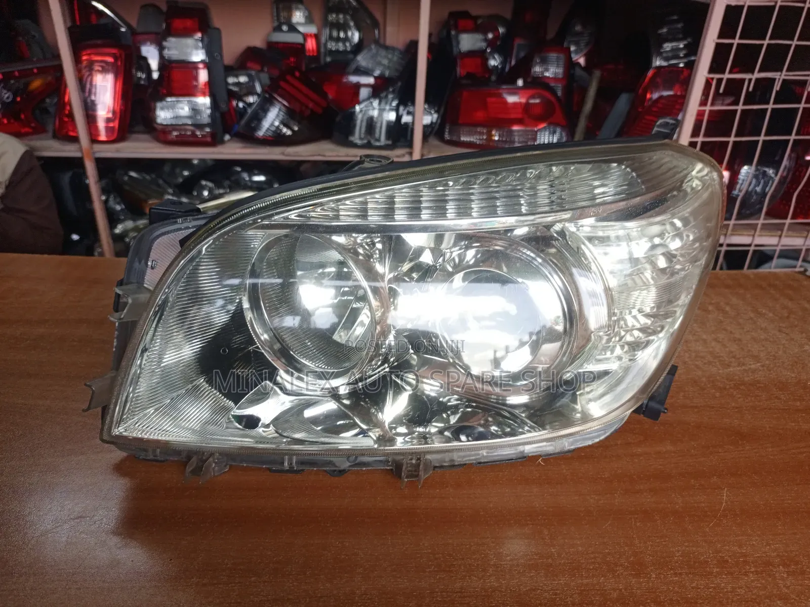 Rav-4 Ac31 Left Zenon Front Light Complete With Computer