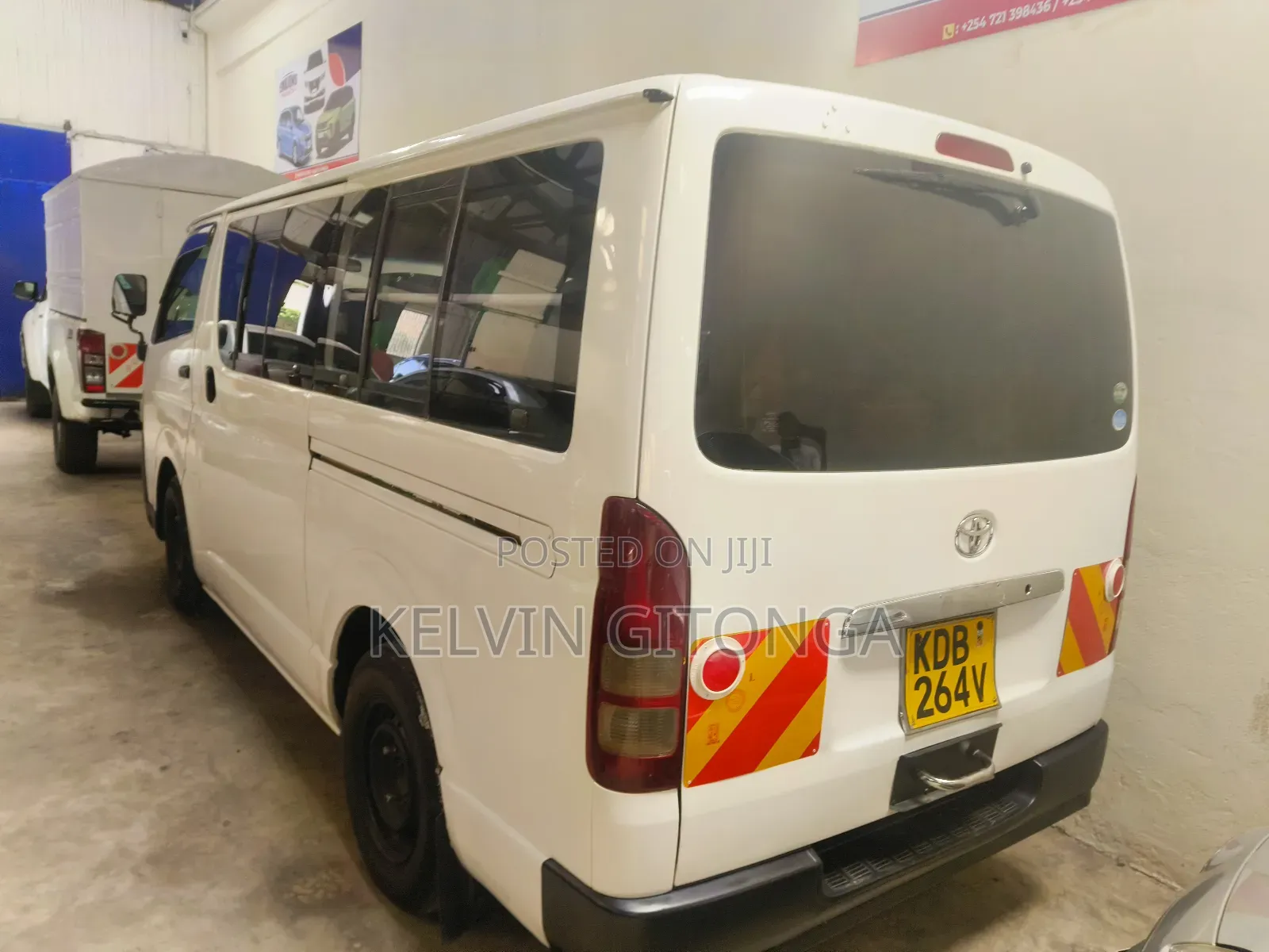 Toyota HiAce 2015 White