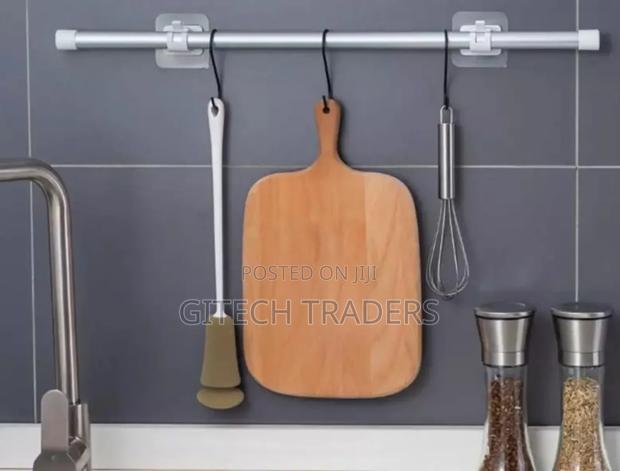*Curtain Rod Hooks With Clamp.