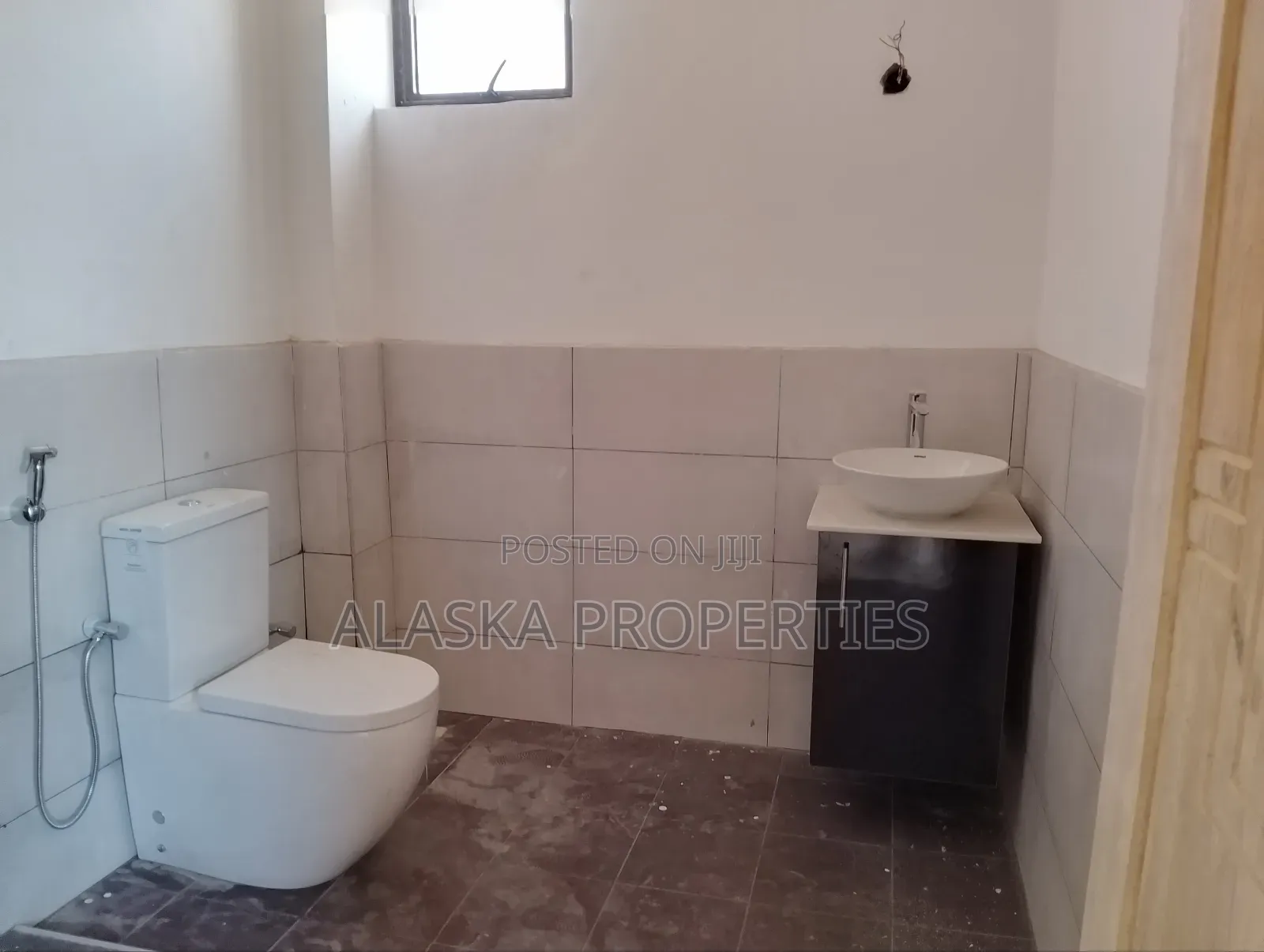 4bdrm Apartment in Nyali Estate for rent