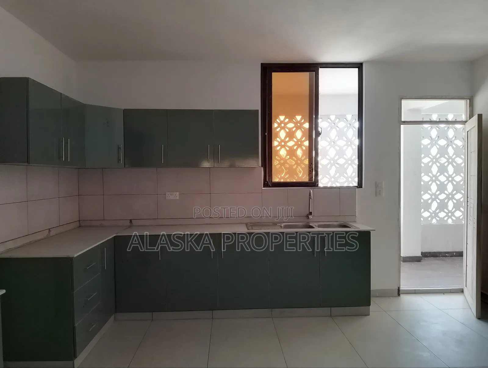 4bdrm Apartment in Nyali Estate for rent