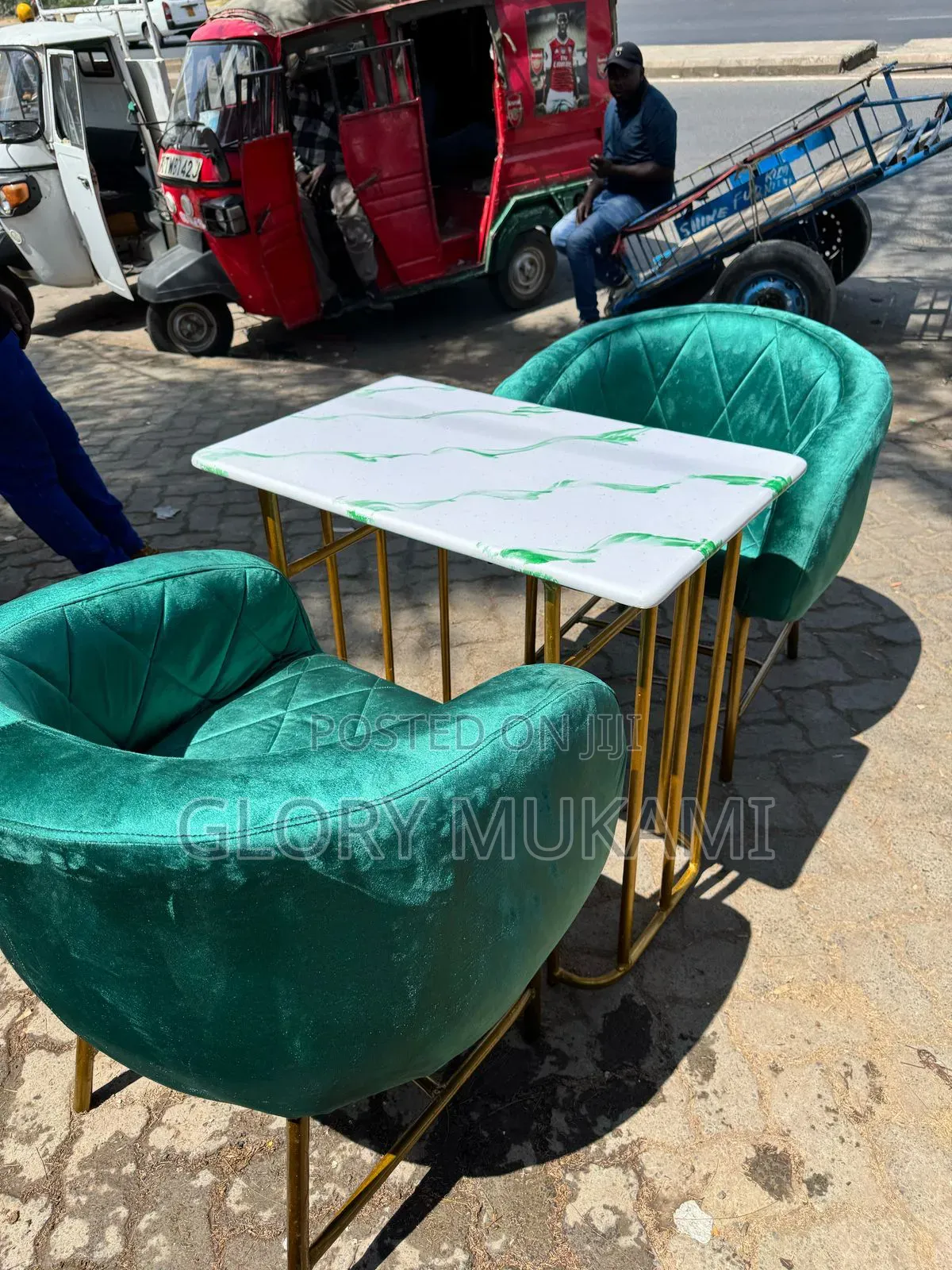 Green Set Manicure Chairs And Manicure Table