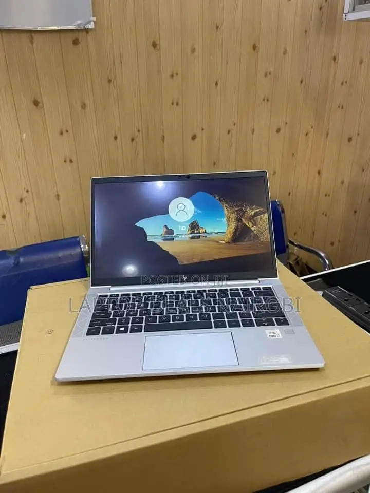 Laptop HP EliteBook 830 G7 16GB Intel Core I7 SSD 256GB