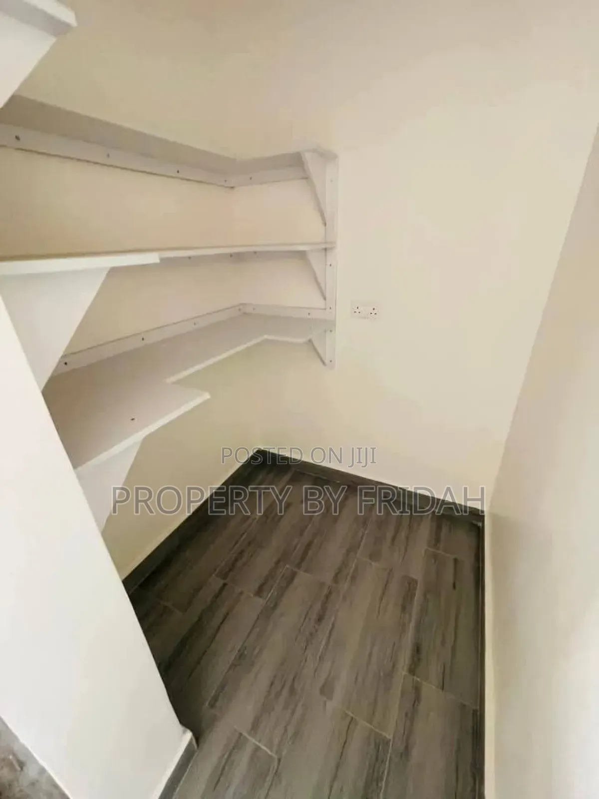 4bdrm Bungalow in Kitengela for sale