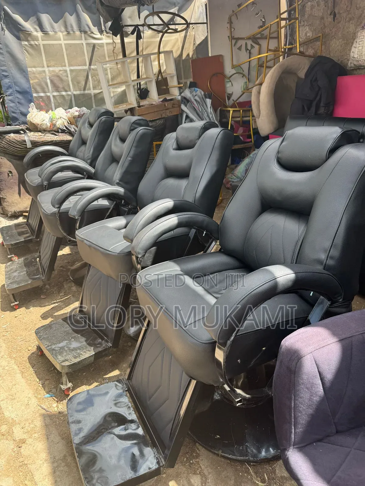Black Hydrolic Barber Chairs