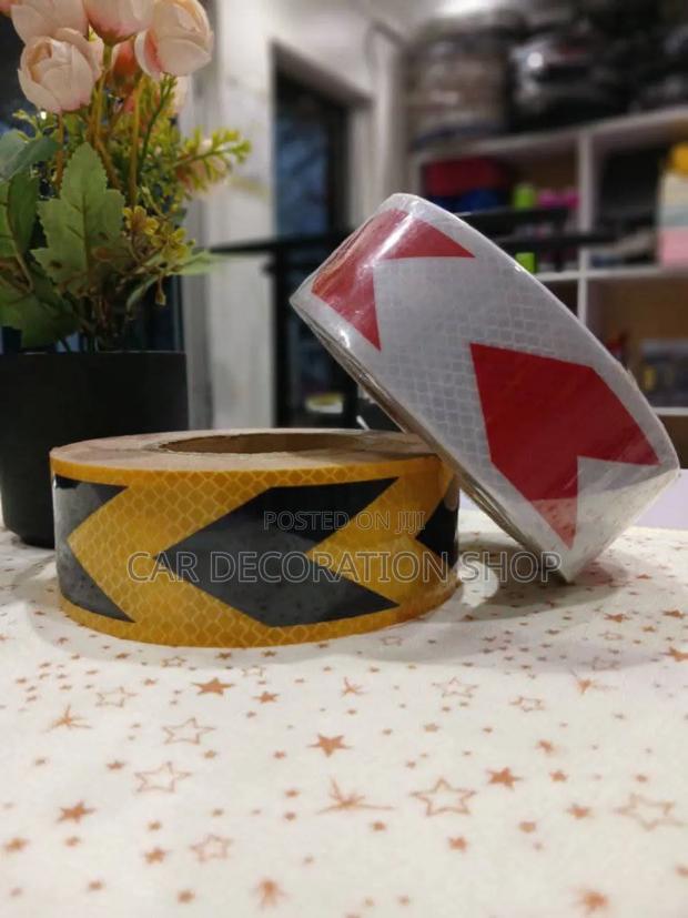 25m Reflective Tape (Different Arrow Color