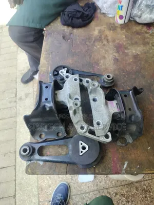 Nissan Note Hr12 Engine Mount